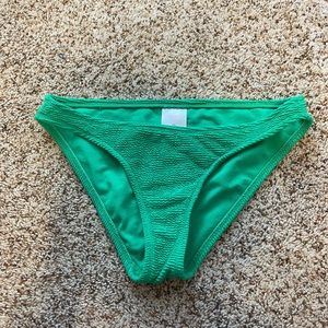 Simple green bottoms